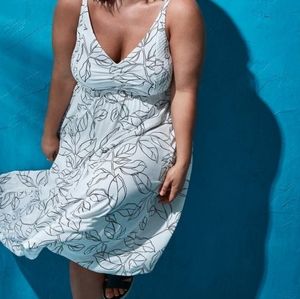 Torrid Black and White Floral Midi Dress